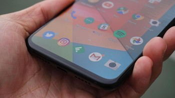 Sementara ruang penyimpanan internalnya ada pilihan 64 GB, 128 GB dan 256 GB. Foto: Mashable