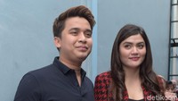 Billy mengungkapkan dirinya tak buru-buru untuk segera menikahi Hilda dalam waktu dekat. Foto: Noel/detikFoto