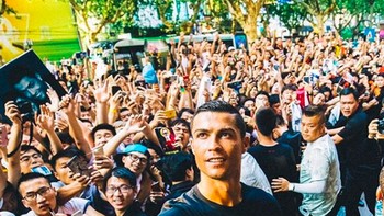 Dengan follower segambreng, banyak foto Ronaldo mendapatkan jutaan Like. Foto: Instagram