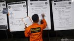 Barang dan Serpihan Lion Air Ditumpuk di Posko Basarnas