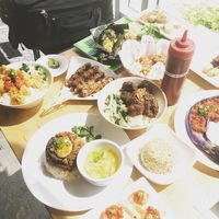 Ini Dia 5 Restoran di Los Angeles yang Punya Makanan Indonesia Enak