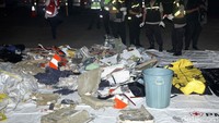 Tampak tumpukan barang milik para korban pesawat Lion Air JT 610.