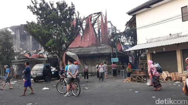 Pasar Legi Solo pagi ini. 