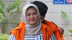 Dulu Murung, Kini Bupati Neneng Senyum Semringah