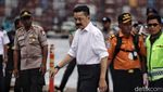 Ekspresi Rusdi Kirana Saat Amati Puing Lion Air JT 610