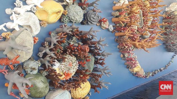 Semesta Terumbu Karang juga memakai teknologi dalam penggunaannya. (Foto CNNIndonesia.com/Tiara Sutari)
