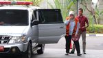 Dulu Murung, Kini Bupati Neneng Senyum Semringah