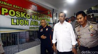 Sebelumnya Menhub tiba di RS Polri sekitar pukul 17. 30 WIB.