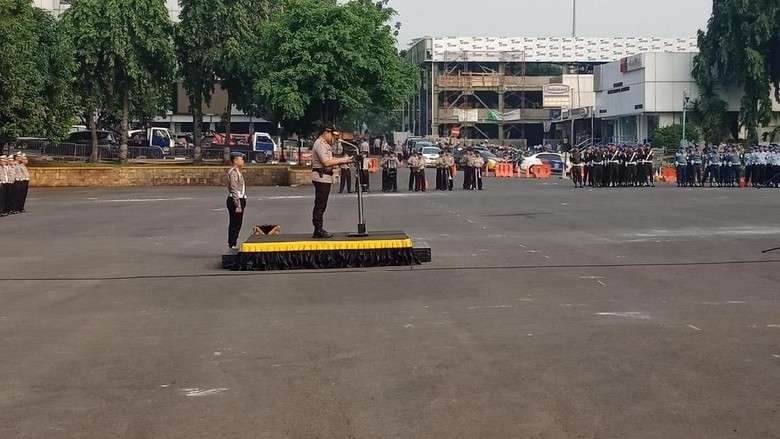 Pimpin Apel Operasi Zebra Jaya, Wakapolda Ingin Kecelakaan Turun Pimpin Apel Operasi Zebra Jaya, Wakapolda Ingin Kecelakaan Turun