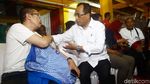 Menhub Sambangi Keluarga Korban Lion Air di RS Polri