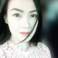 Wanita berusia 27 tahun ini juga mengungkapkan bahwa mengemudikan taksi online tak selalu menyenangkan karena ia juga memiliki kisah horor tersendiri di jalan. Ia mengklaim pernah menemui penumpang yang kasar dan pergi tanpa membayar. Foto: Facebook