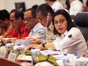 Pemda Larang Penggunaan Plastik, Ini Kata Sri Mulyani