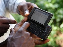 Melihat HTC Dream, Ponsel Pertama Android 10 Tahun Lalu