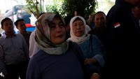 Sebanyak 24 kantong jenazah dibawa ke RS Polri. (Foto: Dok. REUTERS/Willy Kurniawan)
