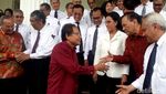 Rizal Ramli-Sri Mulyani, dari Tantangan Debat hingga Foto Bareng