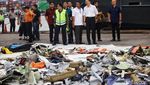 Ekspresi Rusdi Kirana Saat Amati Puing Lion Air JT 610