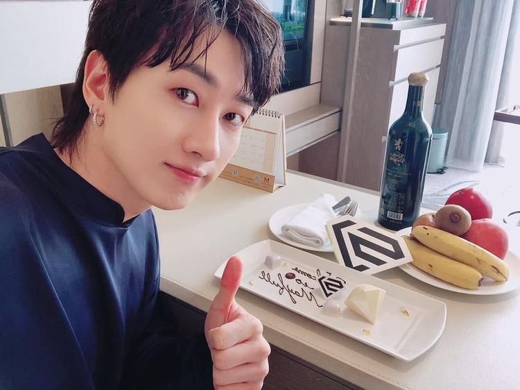 Eunhyuk Suju Sering Minum Soda dan Kulineran Bareng Donghae
