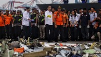 Pesawat berjenis Boeing 737 MAX 8 berangkat dari Bandara Soekarno-Hatta menuju Bandara Depati Amir Pangkalpinang, Bangka-Belitung dengan total penumpang dan kru 189 orang.