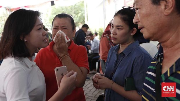 The family of the victims of the aircraft Lion Air JT-610 went to the police hospital of Kramat Jati, Jakarta, Tuesday (10:30).