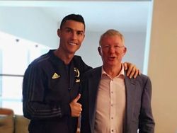 Gaya Selangit Ronaldo, Instagrammer Terpopuler Sejagat