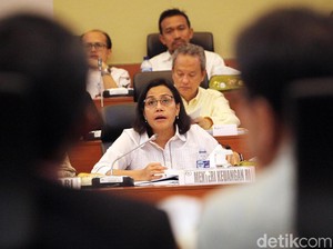 Sri Mulyani Guyur Insentif Pajak Buat Kendaraan Listrik