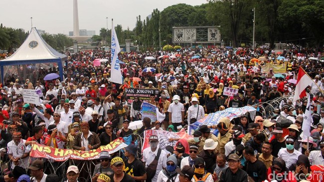 Nasib Guru Honorer Terus Menanti Diangkat Jadi PNS