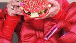 Momen Baddie Winkle, Nenek-nenek Selebgram yang Nyentrik Saat Kulineran