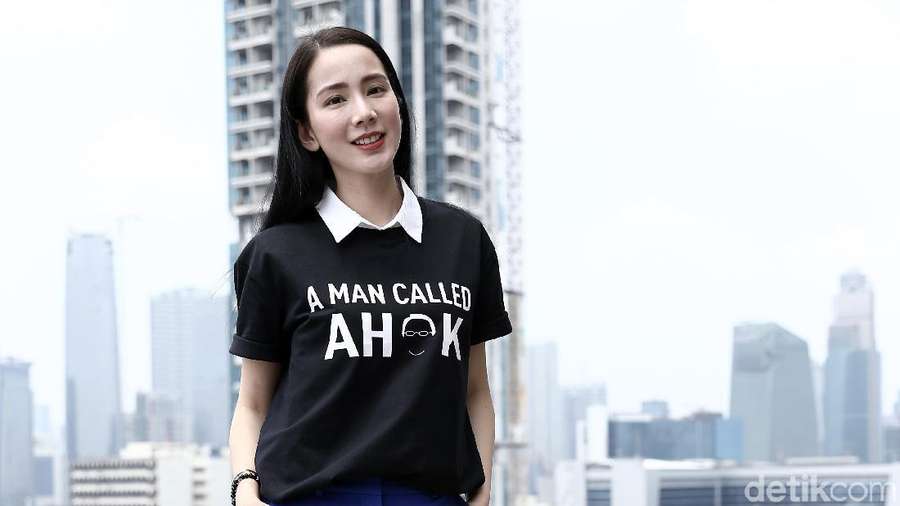 Terpikat Jill Gladys Yang Cantiknya Awet