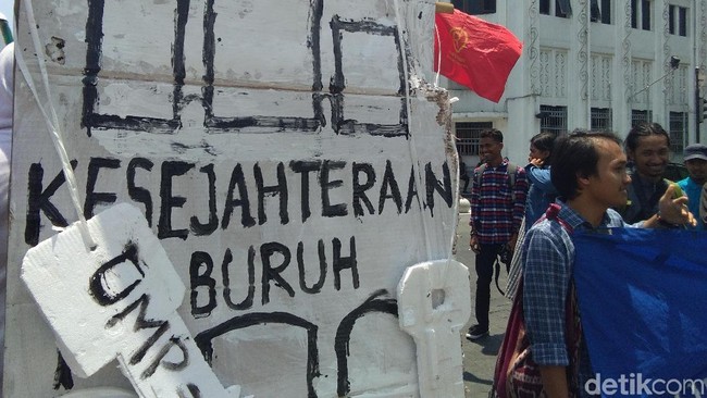 Fakta Seputar Kenaikan UMP 2020