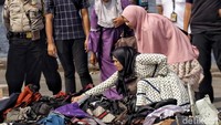 Keluarga korban hadir untuk memastikan kondisi terkini proses pencarian badan pesawat dan korban pesawat itu.