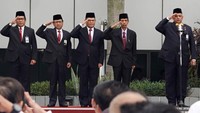 Dirut PLN Sofyan Basir memimpin upacara peringatan Hari Listrik Nasional. Istimewa/PLN.