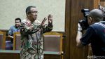 Kasus Korupsi, Bapak dan Anak Dihukum 5,5 Tahun Penjara