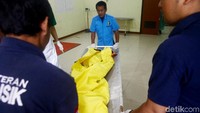 Pencarian bangkai pesawat dan korban Lion Air di perairan Karawang masih dilakukan. Panglima TNI Marsekal Hadi Tjahjanto menyebut sudah menemukan titik terang keberadaan badan pesawat.