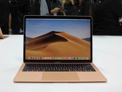 Melihat MacBook Air Terbaru, Super Tipis dan Layar Retina