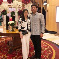 Lamaran pernikahan yang dilaksanakan kemarin (30/10/2018) itu pun sekaligus bertepatan dengan hari ulang tahun Nadia. Dokter yang bekerja di klikdokter.com ini pun mengaku senang dan terharu dilamar dengan cara yang unik. Foto: Instagram @nadia.oct