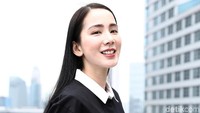 Ibu satu anak itupun menceritakan perannya sebagai adik Ahok yakni Fifi Letty Indra.