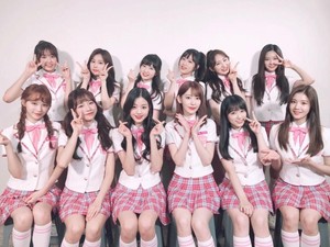 IZ*ONE Pecahkan Rekor Girl Group K-Pop di Jepang