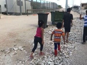 Pencari Suaka Anak-anak dari Nauru Diam-diam Sudah Dipindahkan ke Adelaide