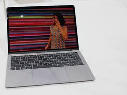 Melihat MacBook Air Terbaru, Super Tipis dan Layar Retina