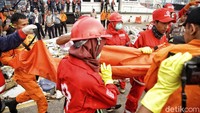 Belum ada jenazah yang ditemukan secara utuh sampai hari ketiga pencarian ini.