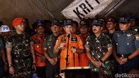 Dalam konferensi pers tersebut disampaikan bahwa saat ini telah didapatkan 53 jenazah korban pesawat Lion Air JT 610.