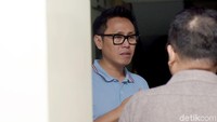 Eko pun menyebut bahwa mendiang ibunya memang sudah lama sakit diabetes hingga jantung. Pool/Noel/detikFoto.