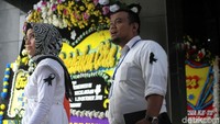 Para pegawai Kemenkeu pun menggunakan pita hitam di lengan sebagai bentuk duka mendalam atas jatuhnya pesawat Lion Air JT 610 di perairan Laut utara Karawang pada Senin (29/10/2018) lalu.