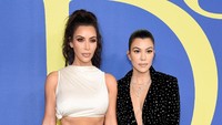 Keluarga Kardashian baru saja menikmati liburannya di Bali, namun mereka memiliki selera dan destinasi berbeda. Foto: Dimitrios Kambouris/Getty Images
