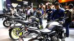 Antusiasme Pengunjung Mencoba Beragam Motor di IMOS 2018