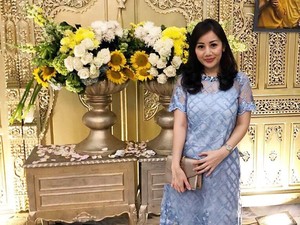 Ngeri! Foto Pernikahan Pasangan dengan Ular King Kobra Ini 