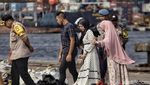 Keluarga Korban Pesawat Lion Air JT 610 Kunjungi Posko Tanjung Priok