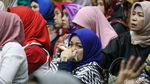Wali Kota Kendari Divonis, Pendukungnya Menangis