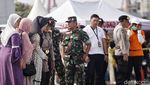 Keluarga Korban Pesawat Lion Air JT 610 Kunjungi Posko Tanjung Priok