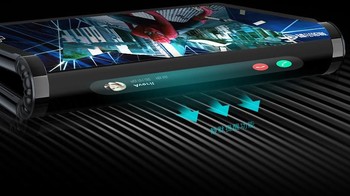 Dalam waktu dekat FlexPai-nya Royole boleh jadi akan segera dapat persaingan sengit dari ponsel layar lipat lain keluaran Samsung atau Huawei. (Foto: www.royole.com/flexpai)